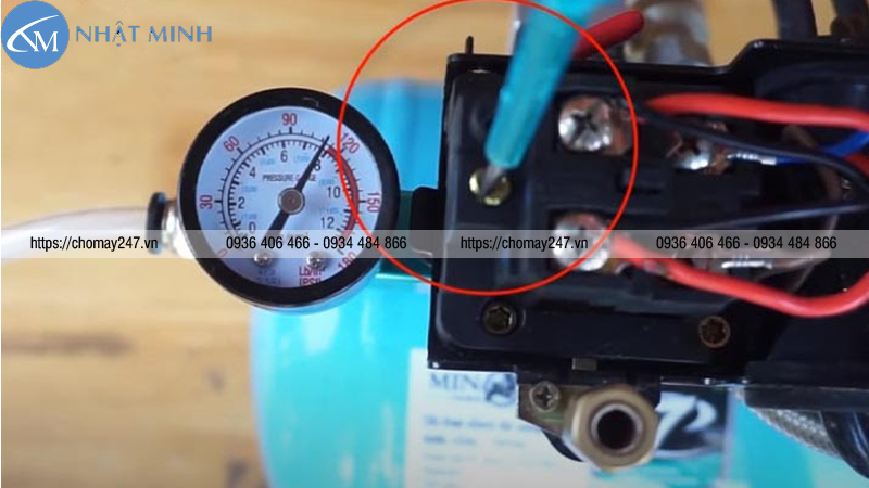 Chỉnh rơ le máy nén khí cho áp suất cài đặt phù hợp